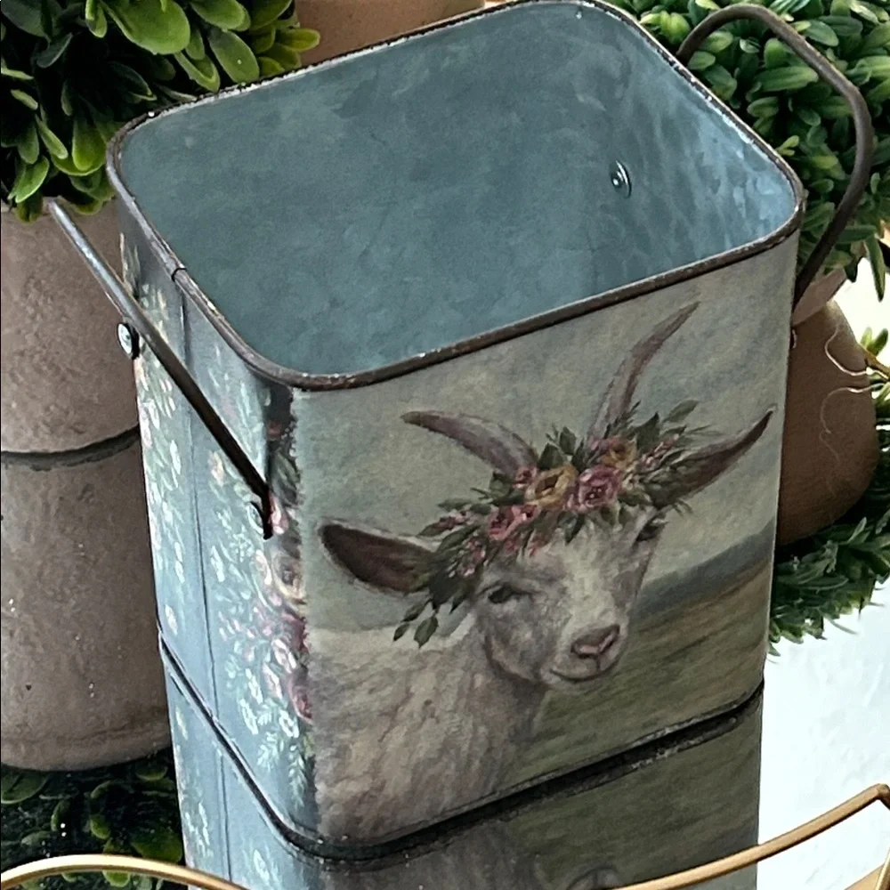 NEW! Vintage Inspired Bohemian Farmhouse Rooster Galvanized Black Metal Bucket